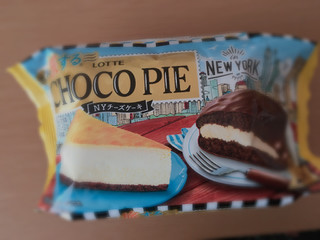 中評価 チョコパイ チーズケーキ ロッテ 世界を旅するチョコパイ Nyチーズケーキ のクチコミ 評価 レビュアーさん もぐナビ