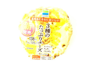 高評価 ファミリーマート ３種のたっぷりチーズおむすびのクチコミ 評価 値段 価格情報 もぐナビ