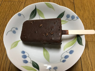 中評価 今日のお風呂アイス ブラックサンダーアイス チョコミント セリア ロイル ブラックサンダー チョコミントアイス のクチコミ 評価 ねこねこりんさん もぐナビ