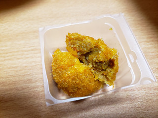 高評価 甘口と中辛の間 ニッスイ Coco壱番屋監修 カレーコロッケ のクチコミ 評価 はまポチさん もぐナビ 高評価 甘口と中辛の間 ニッスイ Coco壱番屋監修 カレーコロッケ のクチコミ 評価 はまポチさん もぐナビ