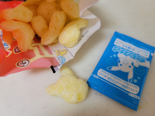 さくさくじゅんわりピカチュウでチュ ェ 東ハト ポケモンスナック プリン味 のクチコミ 評価 あんしぇろーずdeまんまるちょこさん もぐナビ さくさくじゅんわりピカチュウでチュ ェ 東ハト ポケモンスナック プリン味 のクチコミ 評価 あんしぇろーずdeまんまるちょこさん もぐナビ