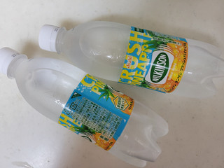 甘酸っぱく苦い夏色のクールダウン ェ アサヒ ウィルキンソン クラッシュパイナップル のクチコミ 評価 レビュアーさん もぐナビ 甘酸っぱく苦い夏色のクールダウン ェ アサヒ ウィルキンソン クラッシュパイナップル のクチコミ 評価 レビュアーさん もぐナビ