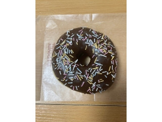 中評価 これも ミスタードーナツ カラフルチョコリング のクチコミ 評価 ゆちさん もぐナビ