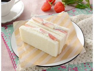 中評価 ローソン いちごミルクサンド 抹茶入り食パンのクチコミ 評価 値段 価格情報 もぐナビ