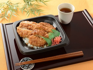 ローソン かつ丼 焼うどんのクチコミ 評価 カロリー 値段 価格情報 もぐナビ