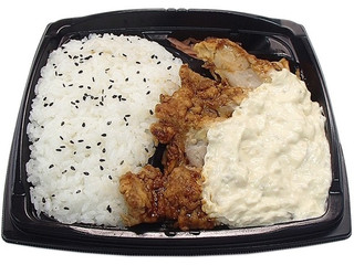 セブン イレブン 大盛りごはん カレーピラフ チキンカツのクチコミ 評価 カロリー 値段 価格情報 もぐナビ