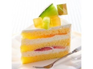 シャトレーゼ 山梨県産シャインマスカットのプレミアム純生クリームショートケーキのクチコミ 評価 値段 価格情報 もぐナビ