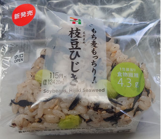 中評価 セブンイレブン 枝豆ひじき セブン イレブン もち麦もっちり 枝豆ひじきおむすび のクチコミ 評価 Tddtakaさん もぐナビ