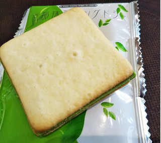 鮮やか お抹茶ラングドシャ 寿庵 京都抹茶ラングドシャ のクチコミ 評価 Canelaさん もぐナビ