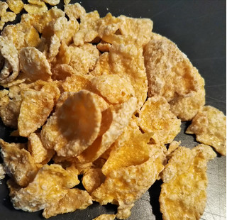 そのままが一番さつまいも みなさまのお墨付き ミルクと楽しむコーンフレーク さつまいも のクチコミ 評価 レビュアーさん もぐナビ そのままが一番さつまいも みなさまのお墨付き ミルクと楽しむコーンフレーク さつまいも のクチコミ 評価 レビュアーさん もぐナビ