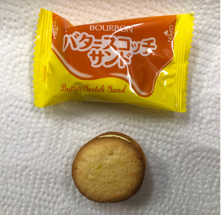 中評価 バタースコッチサンド ブルボン バタースコッチサンド のクチコミ 評価 Sanaさん もぐナビ 中評価 バタースコッチサンド ブルボン バタースコッチサンド のクチコミ 評価 Sanaさん もぐナビ