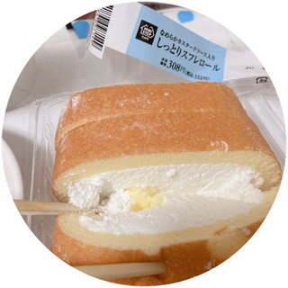 中評価】「クリーム目当てのスフレロール - ミニストップ Ministop Cafe」のクチコミ・評価 - もぐミさん【もぐナビ】