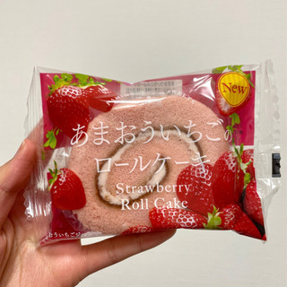 中評価 クリーム美味しいから増量求む ファミリーマート あまおういちごのロールケーキ のクチコミ 評価 Apricotさん もぐナビ 中評価 クリーム美味しいから増量求む ファミリーマート あまおういちごのロールケーキ のクチコミ 評価 Apricotさん もぐナビ