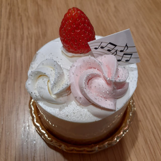 中評価 バタークリーム 不二家 ショートケーキ12の物語 のクチコミ 評価 祐也ちくわさん もぐナビ 中評価 バタークリーム 不二家 ショートケーキ12の物語 のクチコミ 評価 祐也ちくわさん もぐナビ